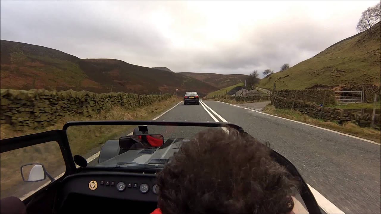 Lunatic overtake A57 Snake Pass 2012-12-23