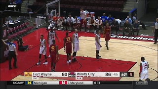 Alec Brown with 6 Blocks against the Mad Ants