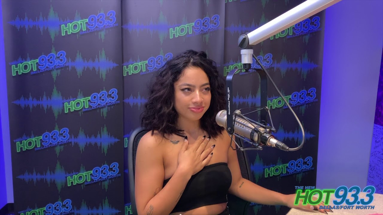 HOT 93.3's In Studio Interview with Kiana Ledé