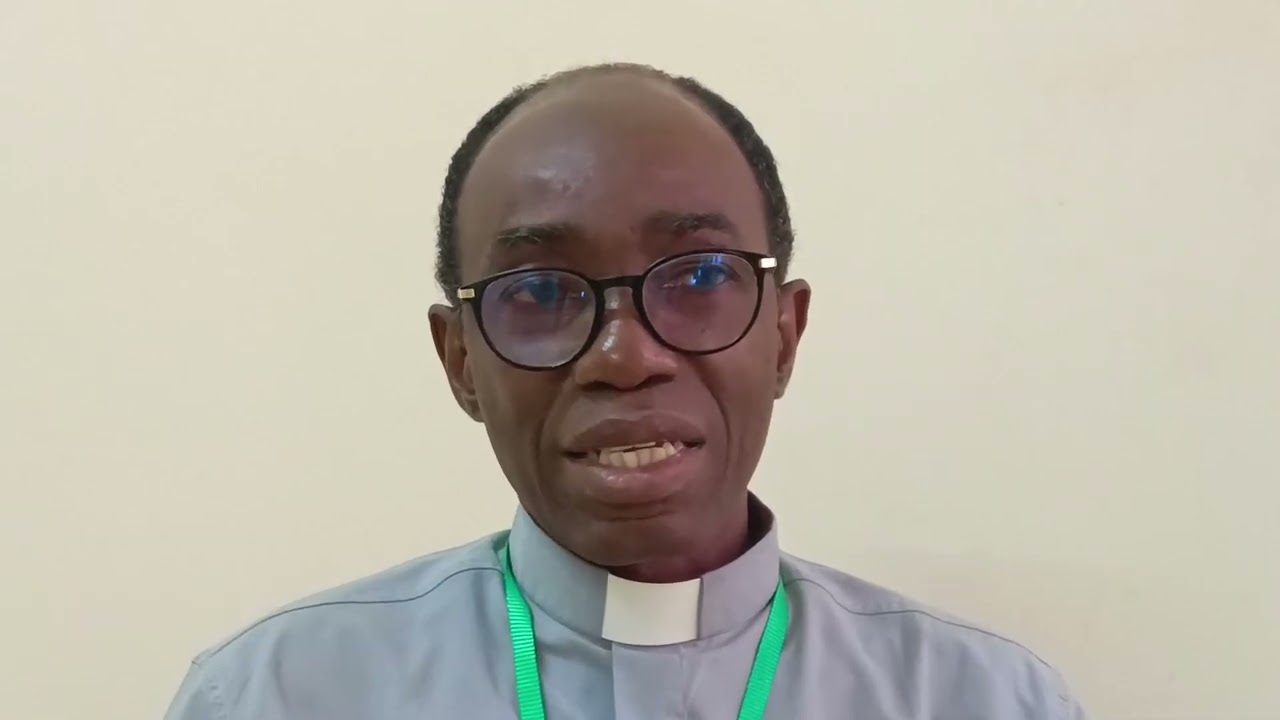 𝐅𝐨𝐜𝐮𝐬 𝐬𝐮𝐫 𝐥𝐞 Directeur 𝐍𝐚𝐭𝐢𝐨𝐧𝐚𝐥 𝐝𝐞 𝐥'𝐄𝐧𝐬𝐞𝐢𝐠𝐧𝐞𝐦𝐞𝐧𝐭 𝐂𝐚𝐭𝐡𝐨𝐥𝐢𝐪𝐮𝐞 𝐝u BÉNIN 𝐚̀ 𝐥'𝐀𝐑𝐍𝐄𝐂𝐀𝐎 𝐚̀ 𝐎𝐮𝐚𝐠𝐚𝐝𝐨𝐮𝐠𝐨𝐮