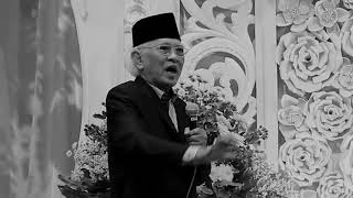Gus Mus. orang berlebih-lebihan dalam segala hal gak bisa adil dan istiqomah.