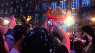 AAA Girls - Manchester - Part 4 - Willam - Es Una Pasiva