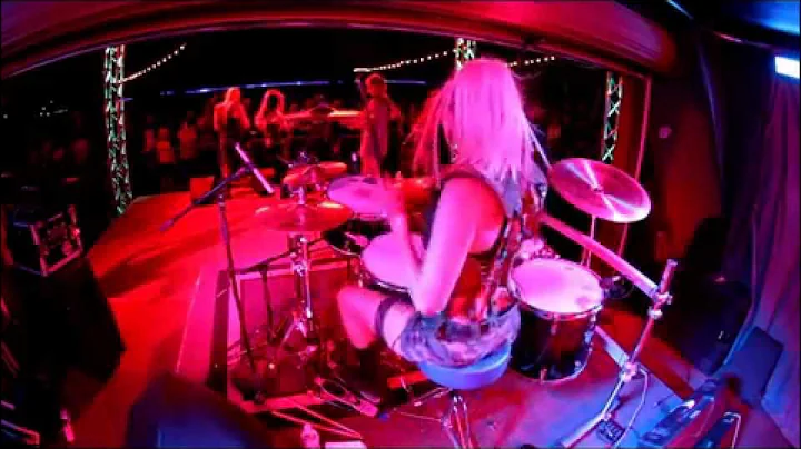 Beautiful Metal Drummer ( Amanda Tieman )