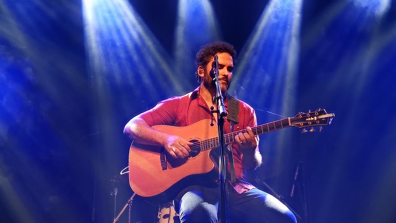 אם רק תדברי - גיא מזיג בהופעה