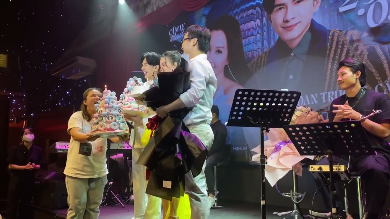 Sinh Nhật Cẩm Ly 29.3.2025 - phòng trà Bến Thành