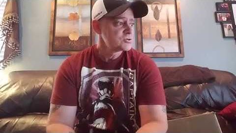 $500 Extreamly Illegal Dark web Mystery box Called FBI