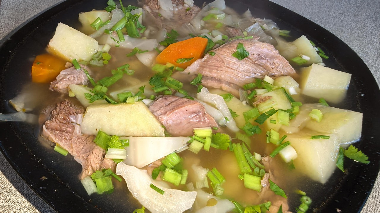 Ужин за 15 минут подготовки: мясо, которое готовится само в мультиварке