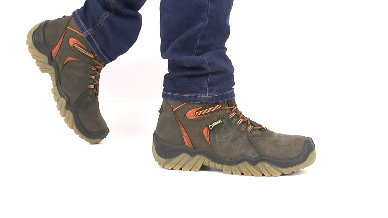 gore tex safety shoes