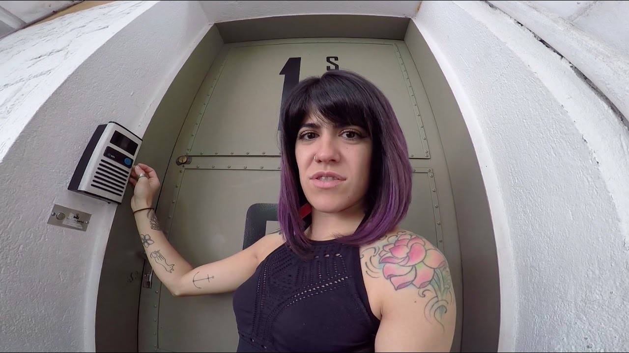 SuperVlog - Carol TENTOU chantagear o Toledo [17]