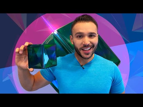 TCL presenta un teléfono plegable 5G con forma de diamante y barato