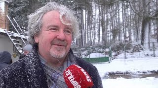 Režisér F. A. Brabec Má Už Film O Psím Tulákovi Gumpovi Dotočený A Teď Už Jen Dolaďuje. Máme O