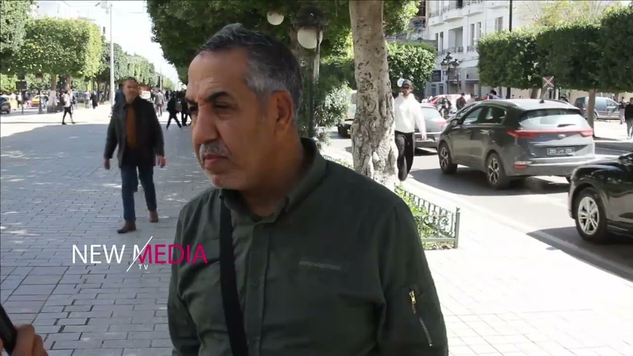 في عمر  ال 60  وعازب ..  شروط  النساء مجحفة  وأنا غير قادر على ذلك ​👰​❤️