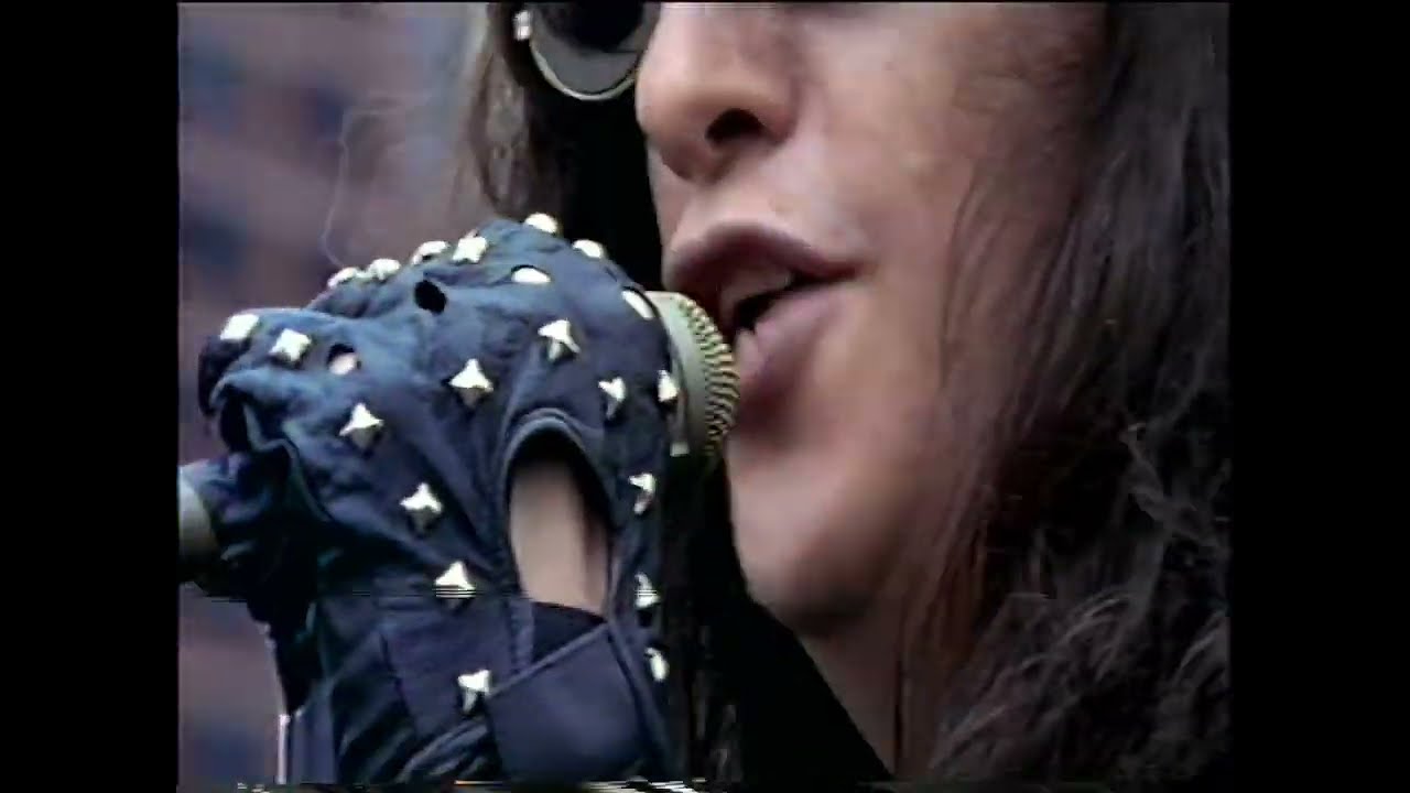 Ramones - Spider-Man [HD] - YouTube