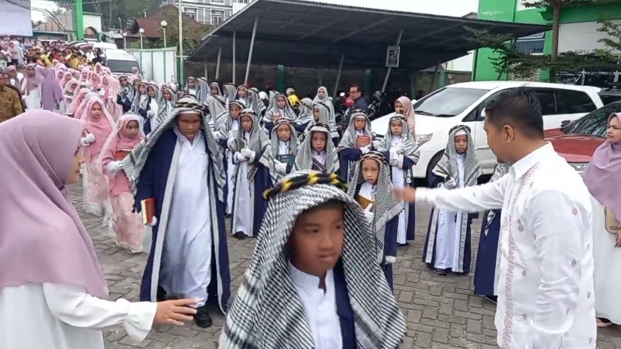Khatam Alquran & Tahfidz SDI Al Azhar 67 Bukittinggi 2023/2024