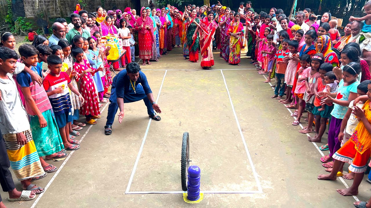 গ্রামের দিদিদের আজব টায়ার গড়িয়ে ঘটি ভাঙার এক কঠিন চ্যালেঞ্জ !শেষে চমক  দেখিয়ে পুরস্কার জিতে নিলো !