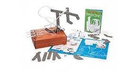 Kiwico tinker crate -building with hydraulics