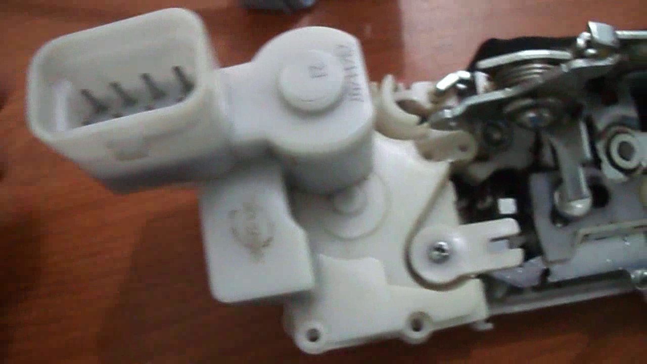 Resolvendo Falha Da Luz De Porta Aberta E Anti Vacuo Do Vectra Novo Part1 Youtube