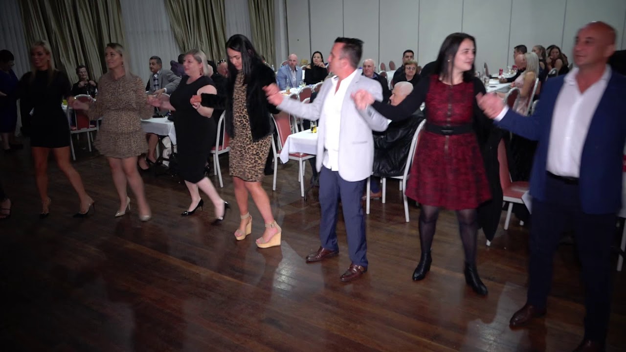 Tatjana Lazarevska so Masar Mustafov vo Newcastle Australia