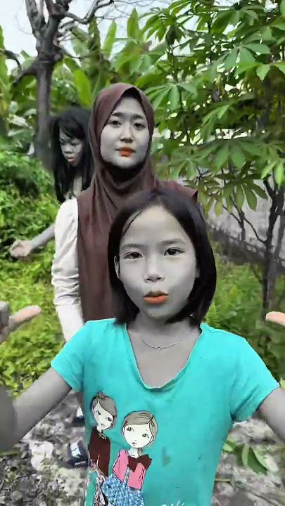 Kupu kupu terbang melayang 🦋🦋