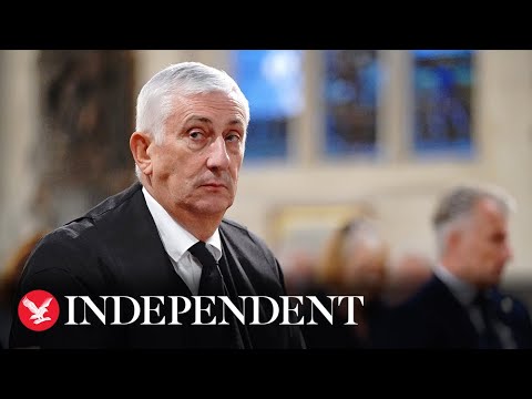 Lindsay Hoyle scolds Sunak for asking Starmer questions during PMQs