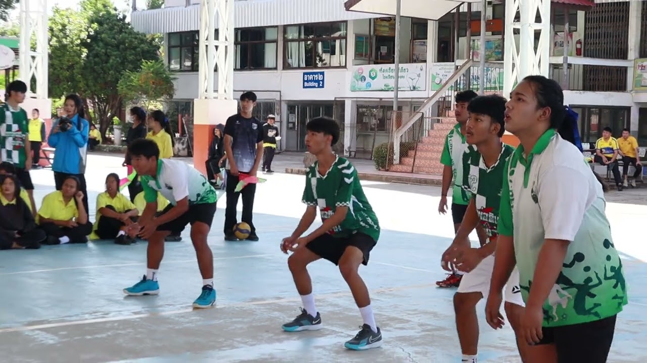 แมตช์#ชิงชนะเลิศ  #วอลเลย์บอลชาย  ม.ปลาย ระหว่าง สีเขียว VS สีแดง #กีฬาสี #โรงเรียนเมืองคง
