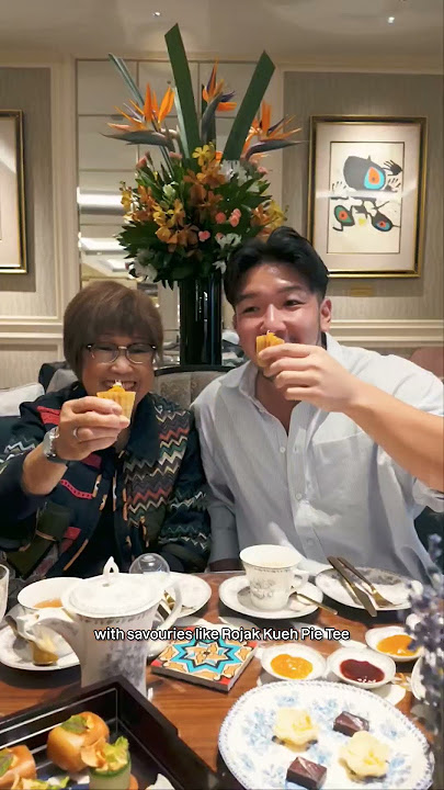 High Tea at The St. Regis Singapore!