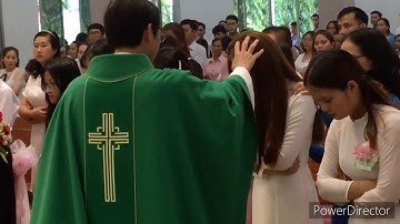 Thánh Lễ Rửa Tội Cho Tân Tòng Tại Giáo Xứ Tân Đức