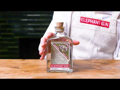 Elephant London Dry Gin, 45% ABV | Perfekt für Cocktails und ideal für Gin & Tonic Sundowner - video from Elephant Gin