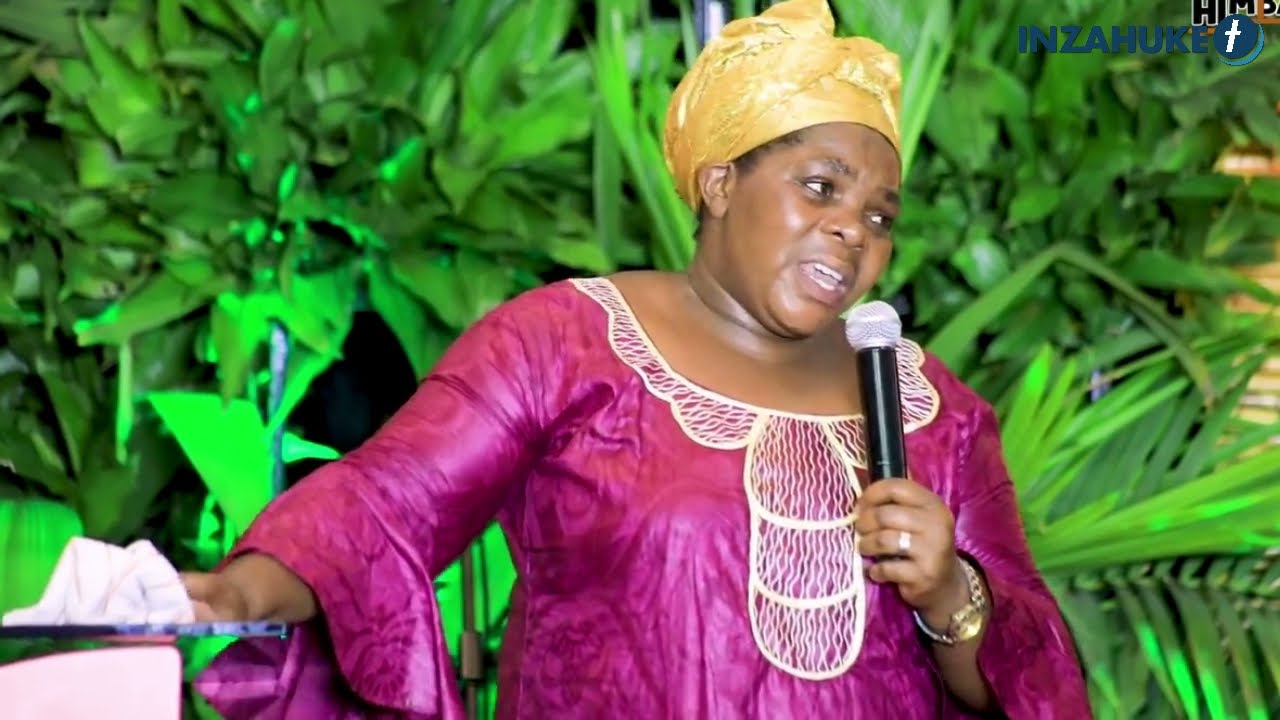 EV MUKAPASIKA ati IMANA ikumwakure//ubuhamuzi bukomeye ku bagenzi//yatwise igisimba