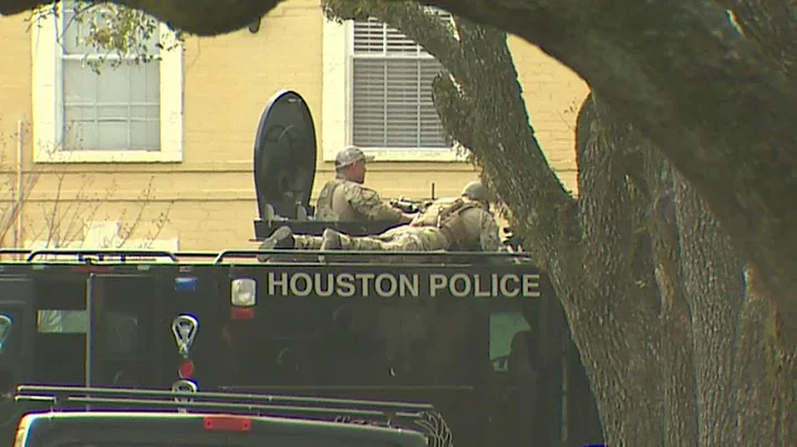 2 bodies found inside SW Houston apartment after 7-hour SWAT standoff ends