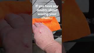 WOW! Waxed Chain on Fixie #runawaybikehottub #fixie #fixiebike #waxing #cycling