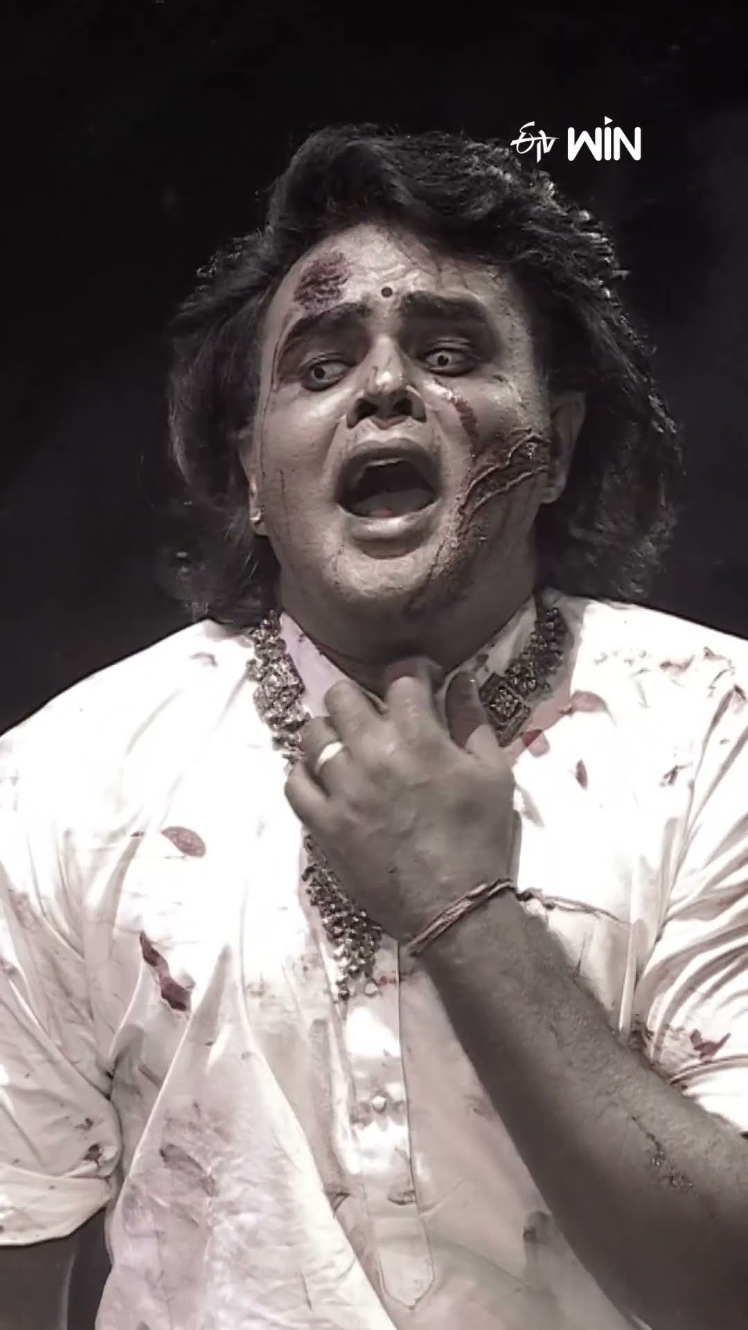 #shorts - వీళ్ళ పర్ఫామెన్స్ కి Standing Ovation ఇచ్చిన  Vijay Binni master #dheejodi #danceshow