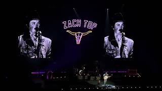 Zach Top ~ 14 There's The Sun (solo acoustic) ~ 11-14-2025 Live at Climate Pledge Arena, Seattle, WA