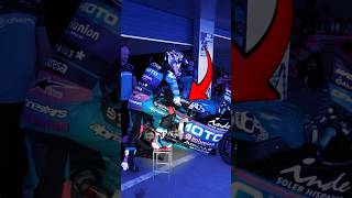 Cara naik motor moto2 yang unik #beritamotogp #motogp