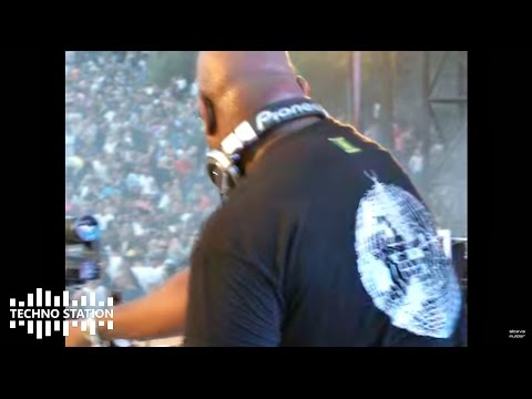 CARL COX PLAYS STEVE MULDER REMIX @ DANCE VALLEY 2008