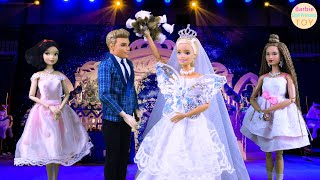 Barbie Toy Story Barbie and Ken Hold a Romantic Wedding