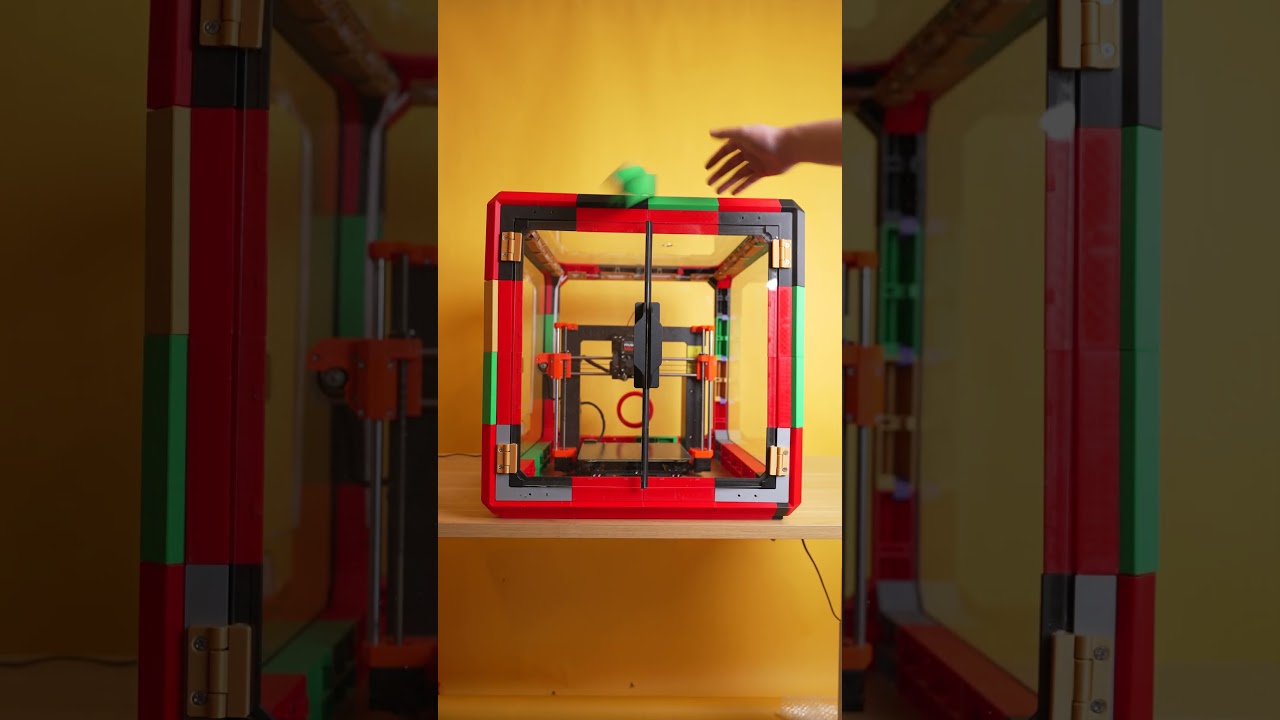 Just throw the #modularenclosure parts together and voilà!! #diy #art #3dprinting #modular #slowmo