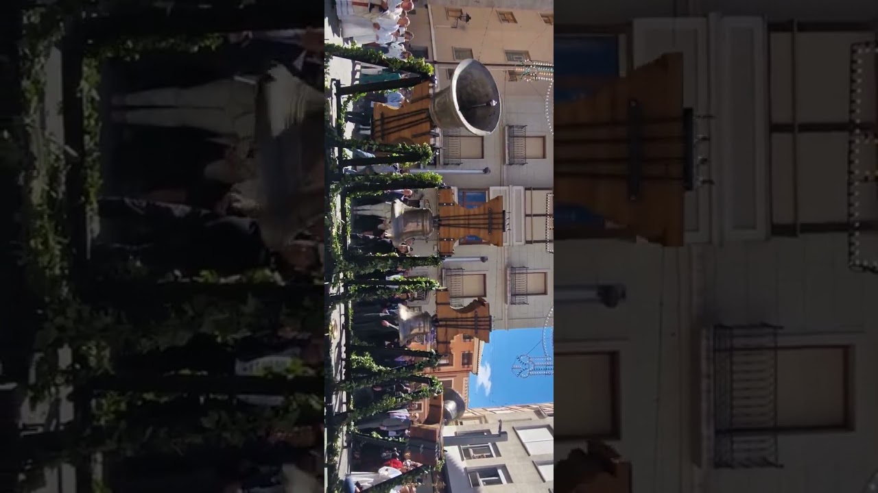 volteo general de las nuevas campanas de banyeres de la mariola