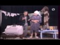 Khadija assad et aziz saadallah dans la srie mawakif  sketch laoulad fi stah production 2000