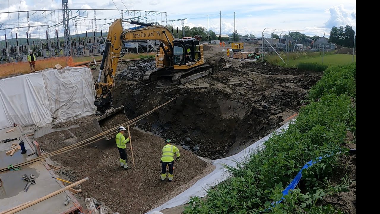 CAT 355 NG digging a big foundation💪. Part 1 - YouTube