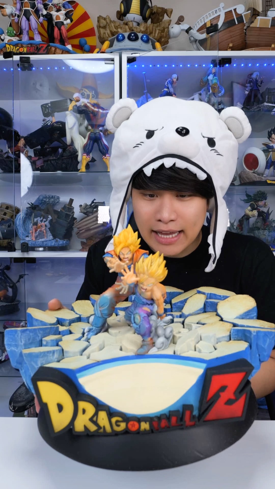 I made a parent-child Kamehameha diorama using only 100 yen store