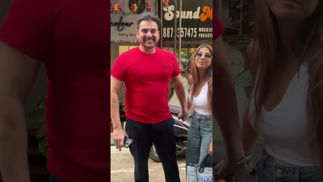 Arbaaz Khan Spotted with His Wife in Bandra Casual Outing Together 