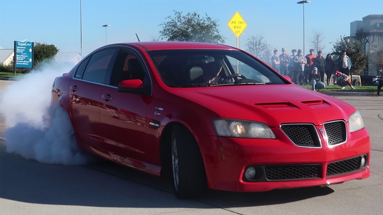 БЕЗУМНЫЙ БЕД ИЗ МАСЛ-КАРОВ! МАСЛ-КАРЫ СХОДЯТ С УМА, ОСТАВЛЯЯ ТАУНЛЕЙК С КОФЕ И АВТОМОБИЛЕЙ!!!