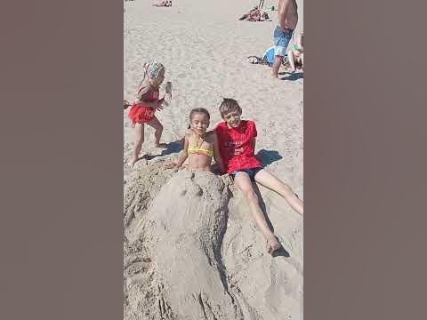 русалка на пляже - YouTube