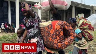 Thousands flee after DR Congo volcano warning  - BBC News