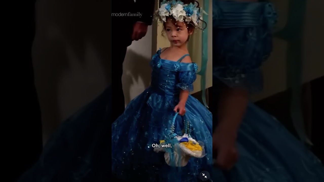 lily light up dress modern family When does Illuminated Clothing Become Fashion? Fashioning Circuits