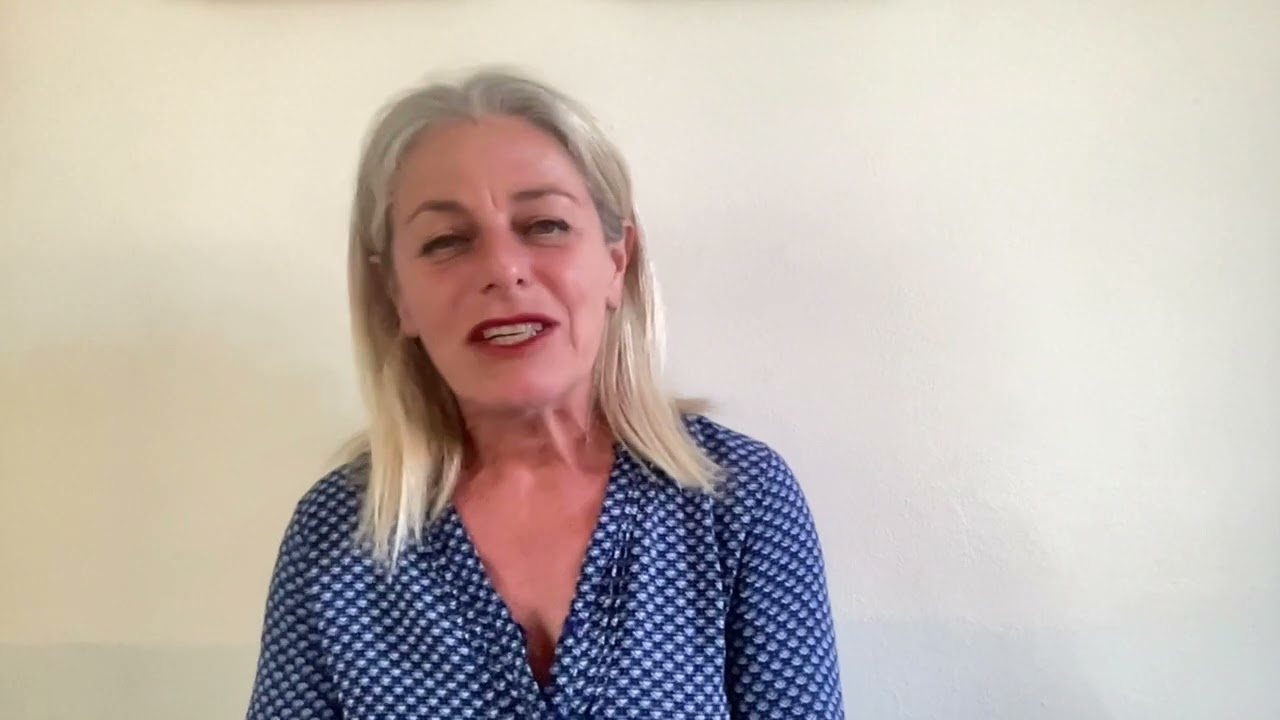 TPE / Lucilla Giagnoni / A pelle nuda sul palco