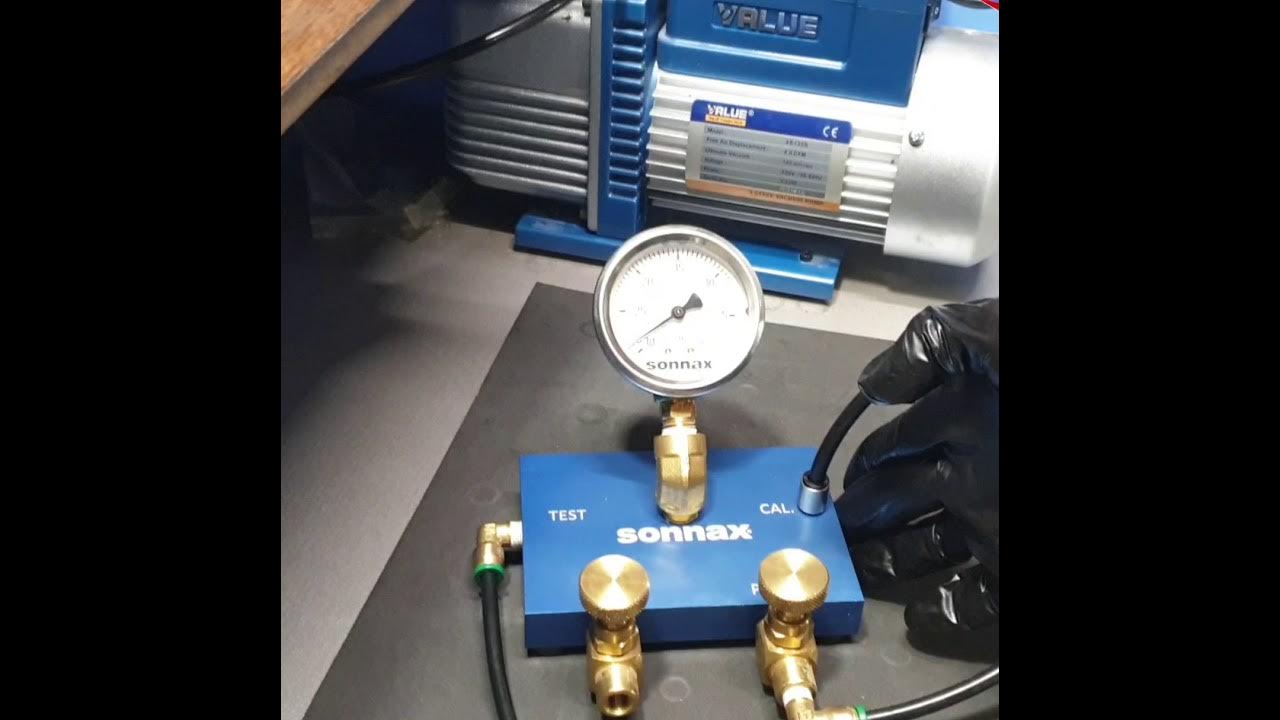 Вакуум-тестер. Тестер для проверки герметичности lt-7f. Тестер давления и герметичности jonnesway. Вакуумметр sonnax. Вакуумный тестер stanix vacutest тестер stanix.