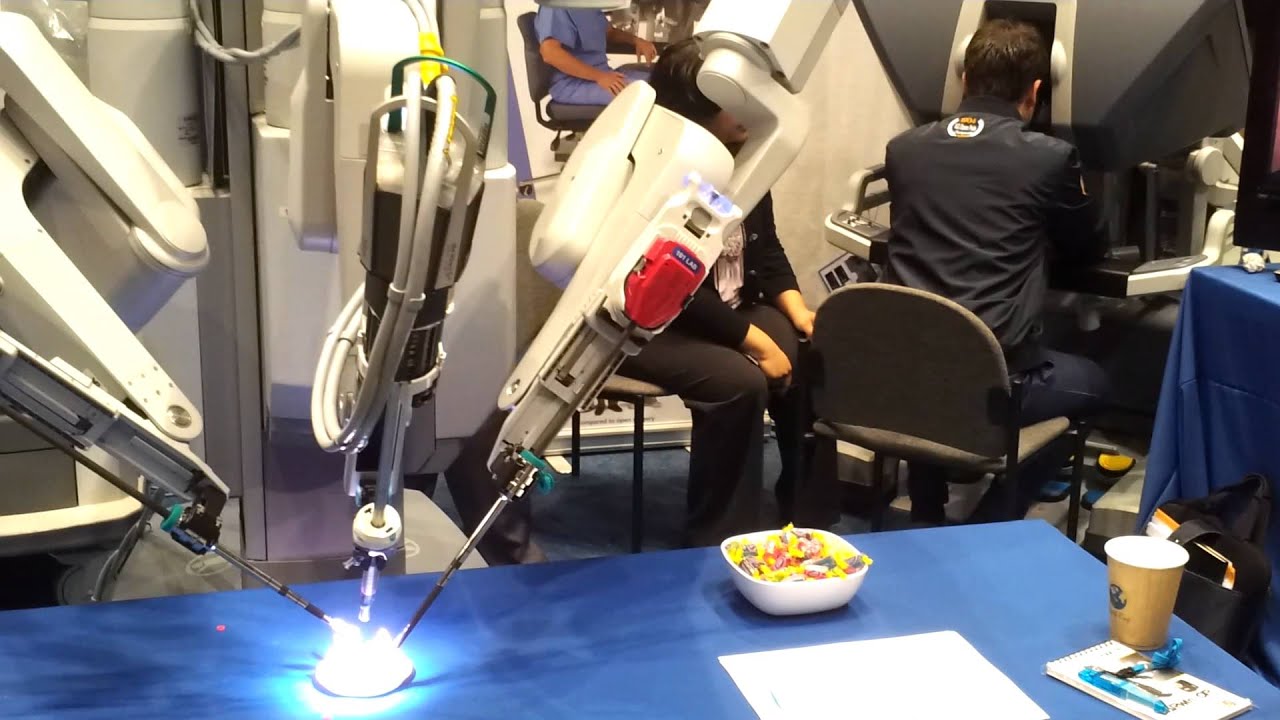 ReNeu Lab Trip to ICRA 2012: The DaVinci Surgical Robot