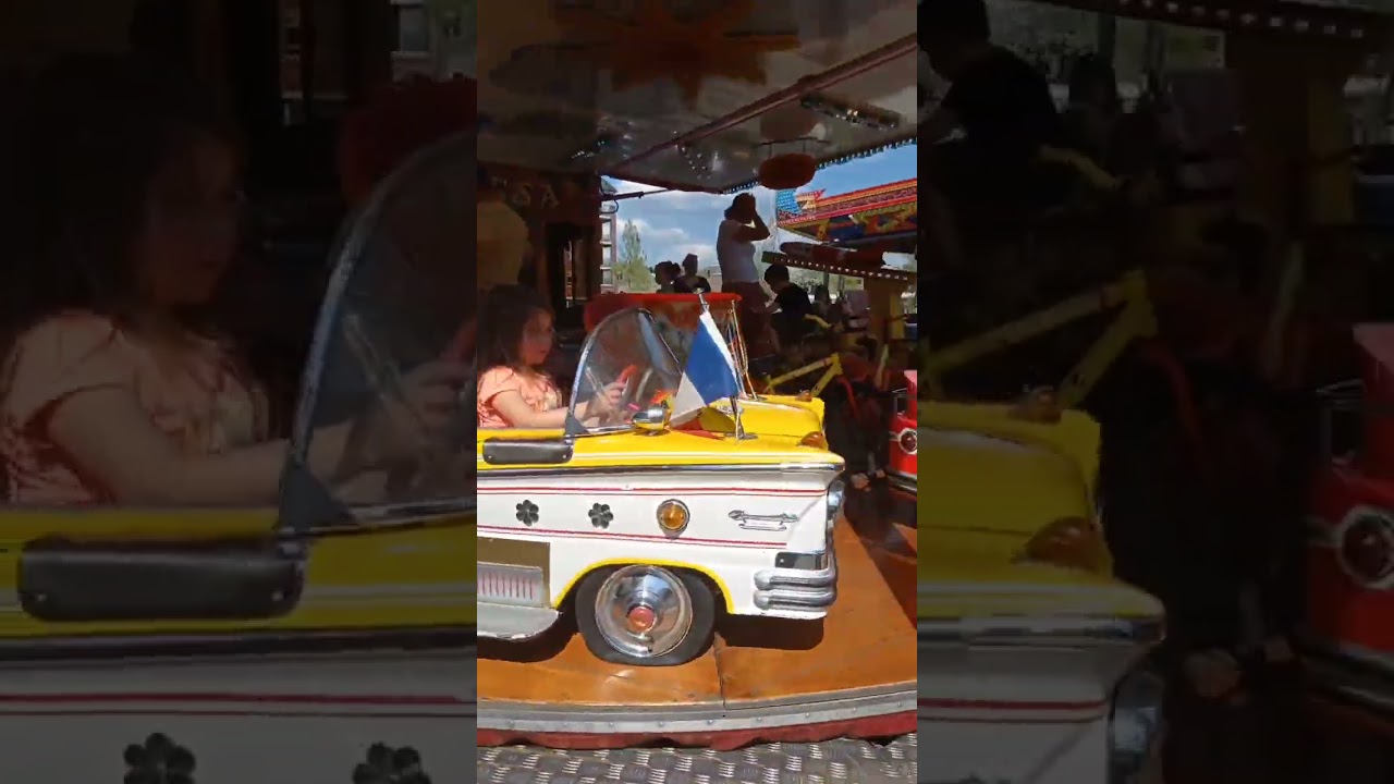 Draaimolen kermis Elst 2023